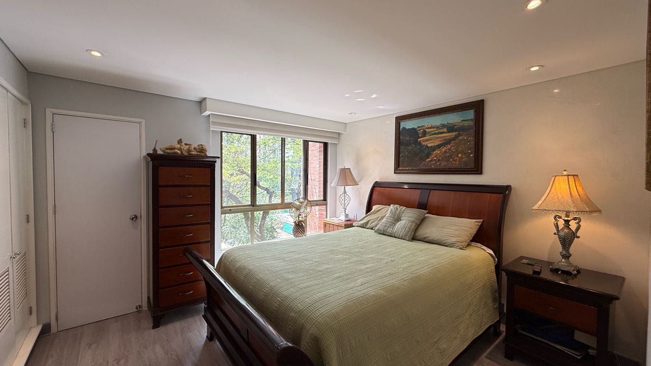 Apartamento en venta. Sector las Lomas, El Poblado - Medellín