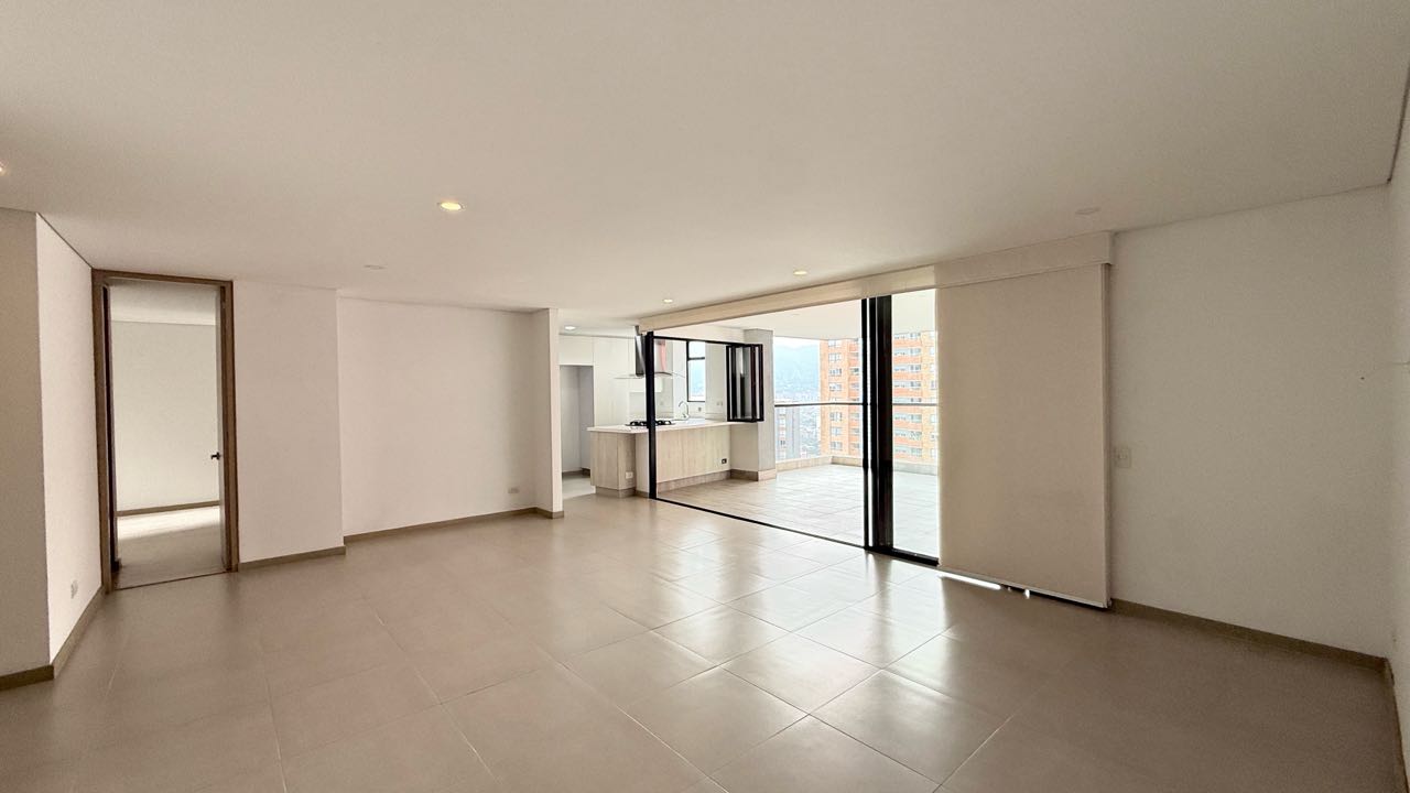 Apartamento en venta con terraza, Loma de las Brujas - Envigado Apartamento en venta con terraza, Loma de las Brujas - Envigado