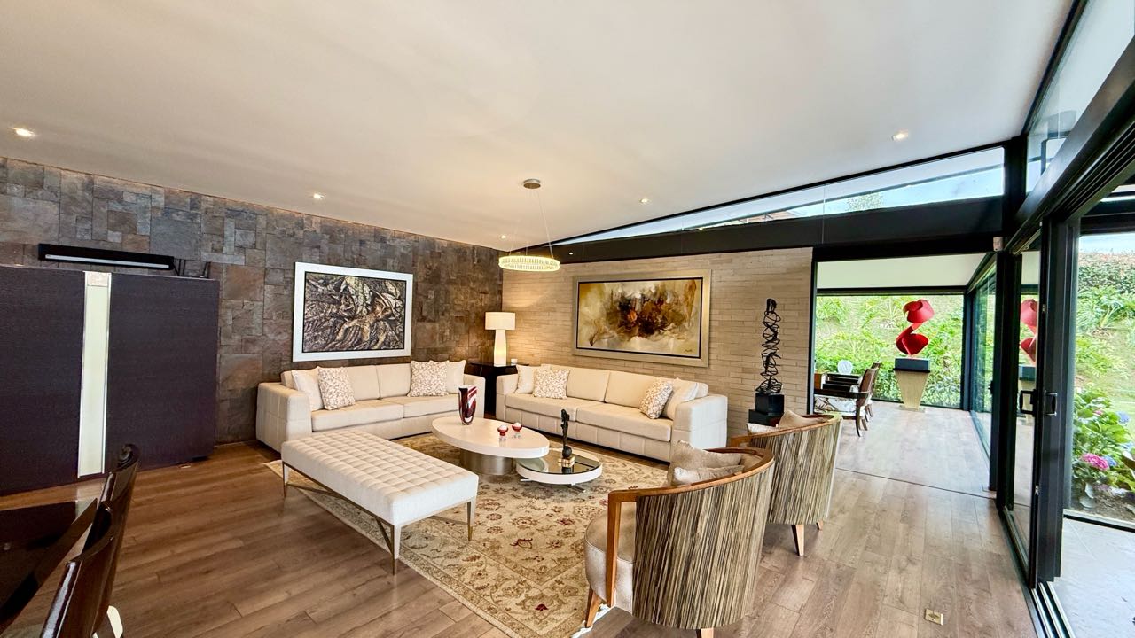 Casa de lujo en venta, Alto de las Palmas - Envigado