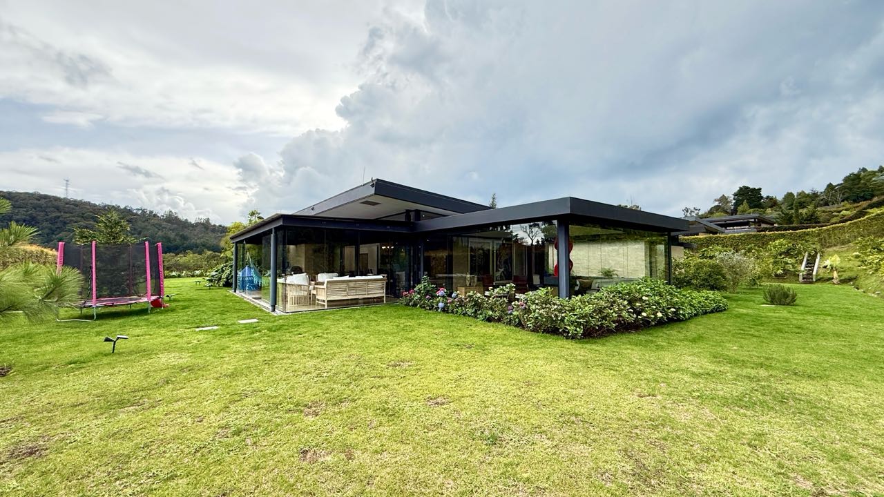 Casa de lujo en venta, Alto de las Palmas - Envigado