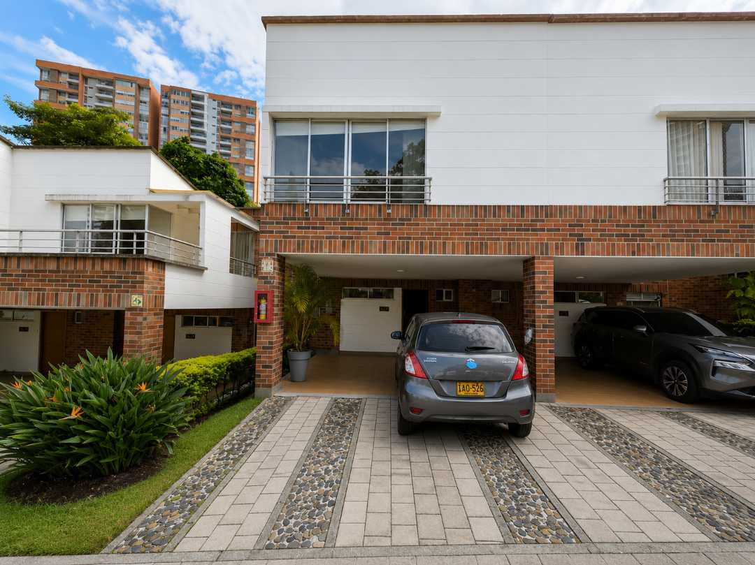 Casa para la venta envigado benedictinos