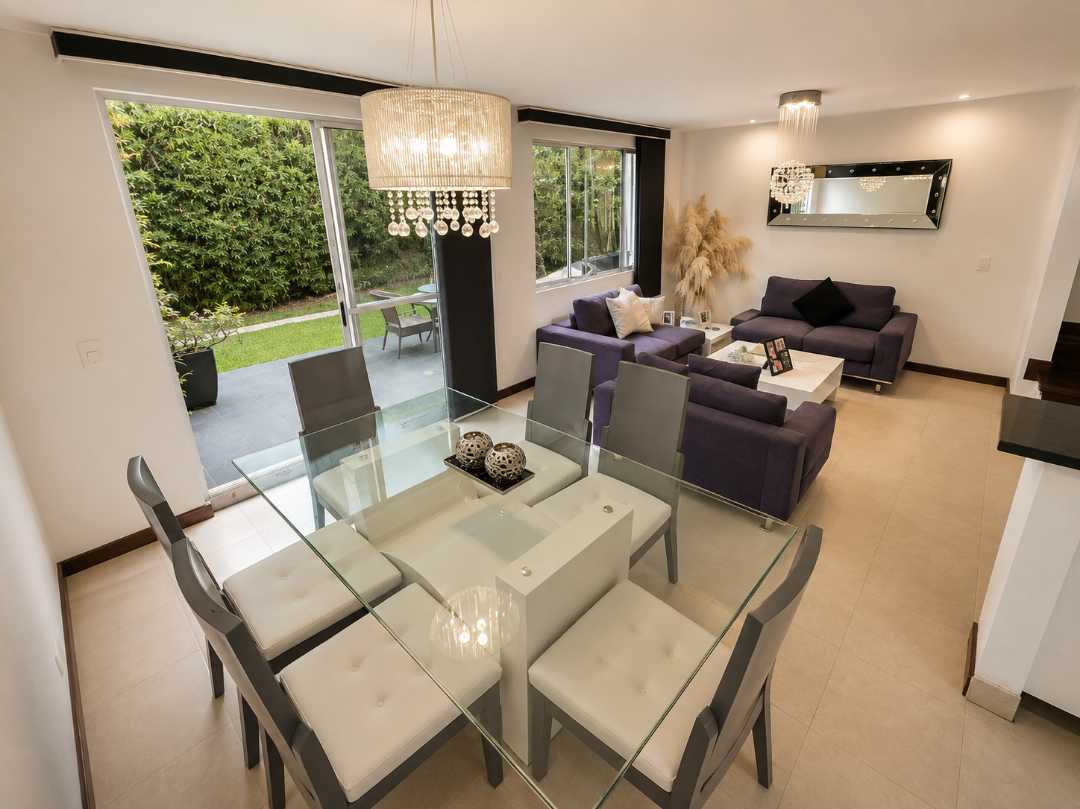 Casa en venta Benedictinos Envigado – 198 m² + jardín