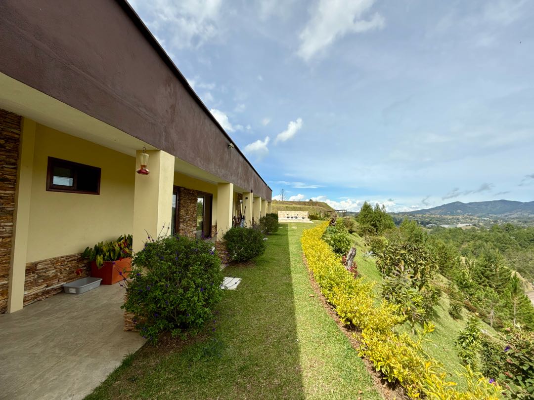 Hermosa casa en venta de 1 nivel en El Retiro, Antioquía