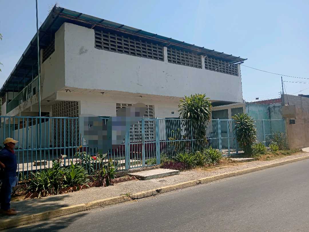 Edificación Educativa en venta Centro de Guacara hs-9312508 - Foto 1