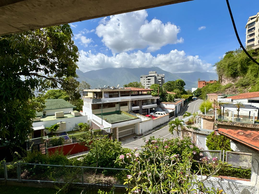 En Alquiler Casa en Colinas de Bello Monte. Baruta Caracas