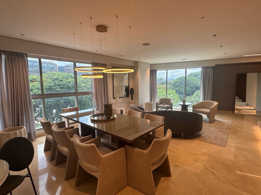 En Alquiler Apartamento Amoblado en La Castellana. Chacao – Caracas