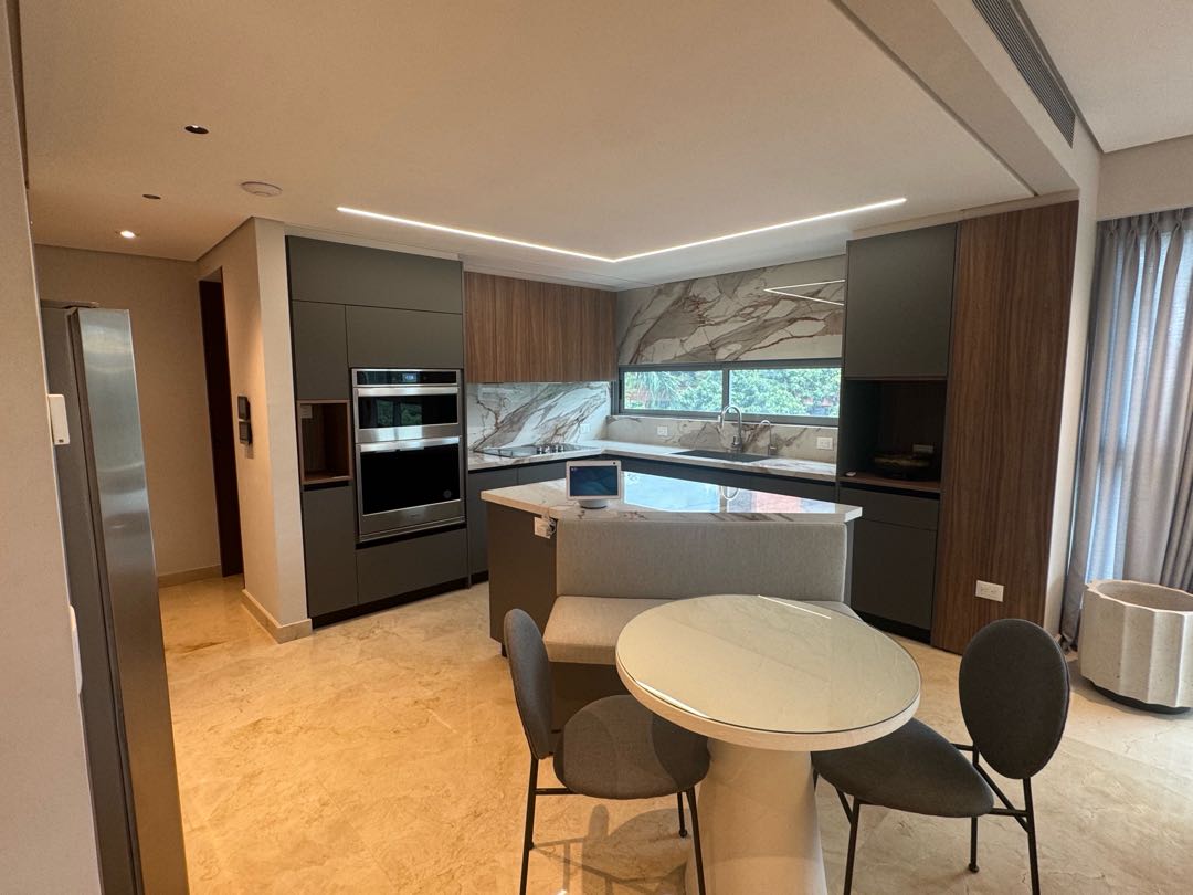 En Alquiler Apartamento Amoblado en La Castellana. Chacao – Caracas