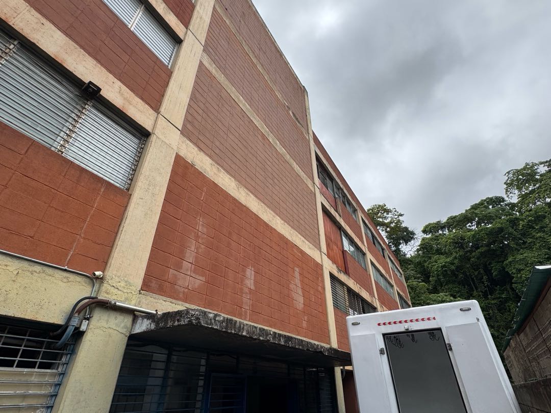En Alquiler Planta Industrial en Palo Verde. Sucre – Caracas