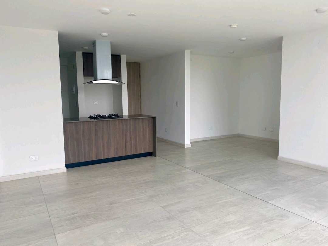 En renta espectacular apartamento en Cerritos Pereira