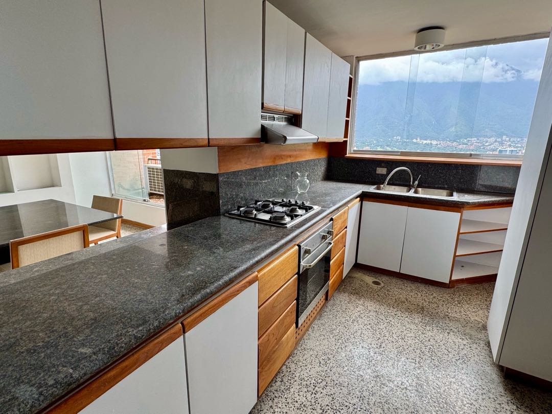En Venta Apartamento en Colinas de Bello Monte Baruta – Caracas