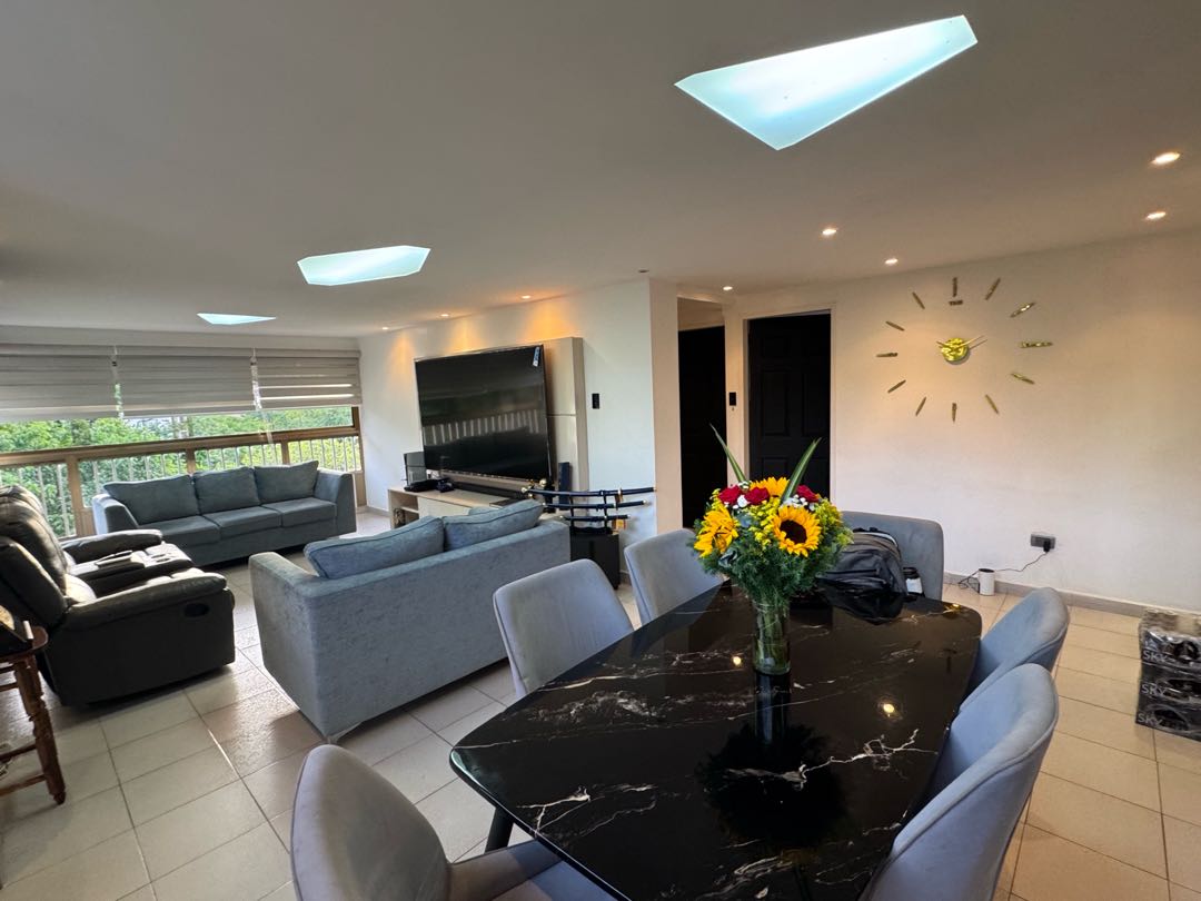 En Venta Apartamento en El Cafetal. Baruta – Caracas