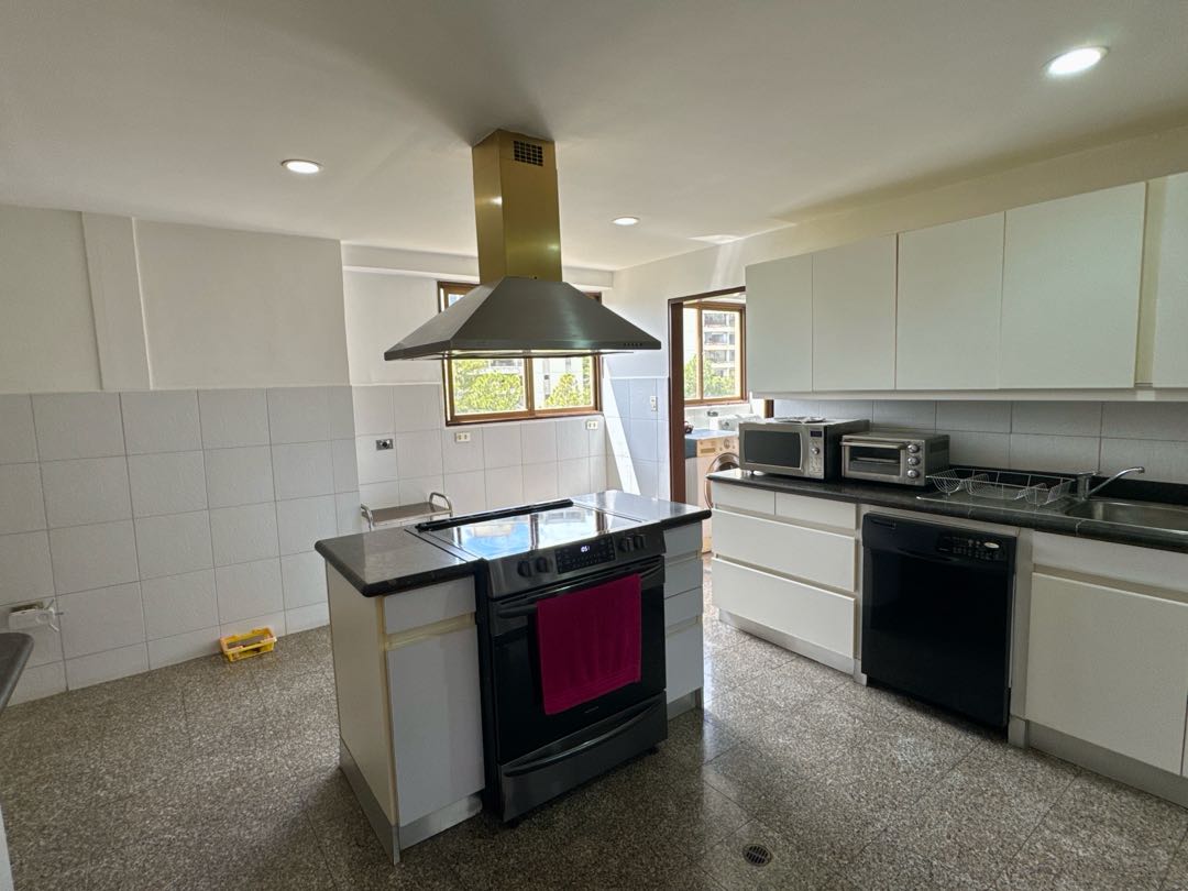 En Venta Apartamento Pent House (PH) en Manzanares. Baruta Caracas