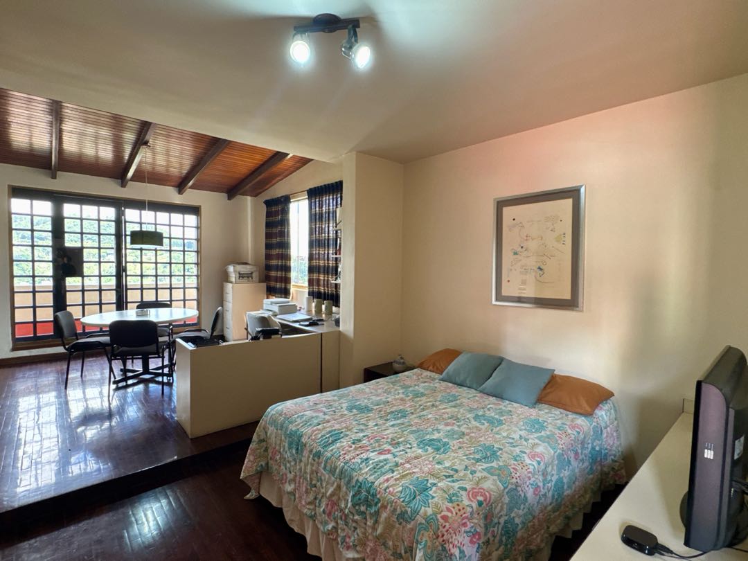 En Venta Apartamento Pent House (PH) en Manzanares. Baruta Caracas