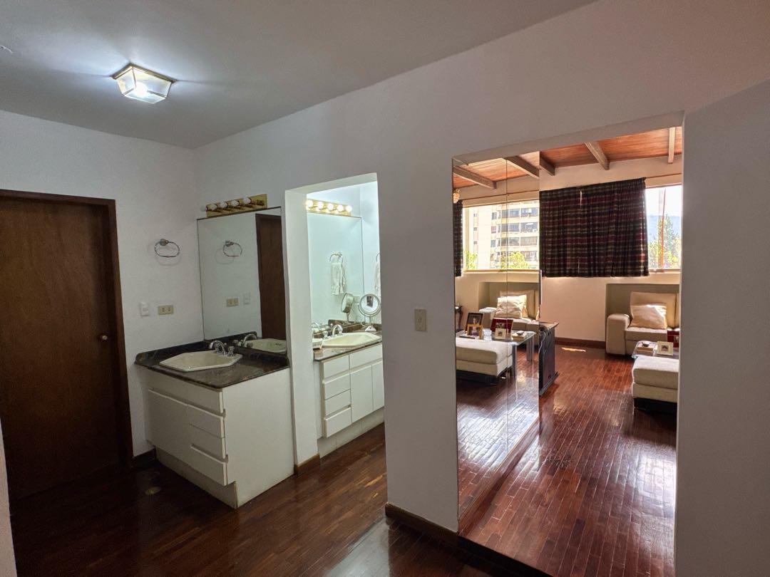 En Venta Apartamento Pent House (PH) en Manzanares. Baruta Caracas