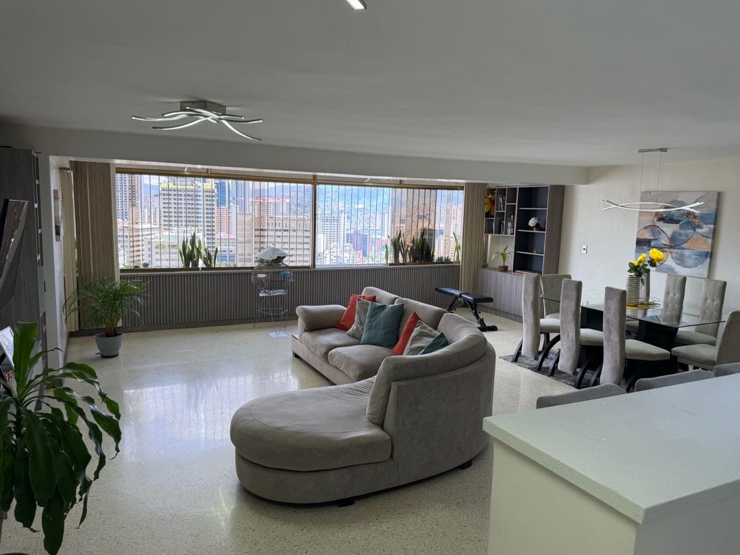 En Venta Apto 142m San Bernardino. Municipio Libertador.Caracas