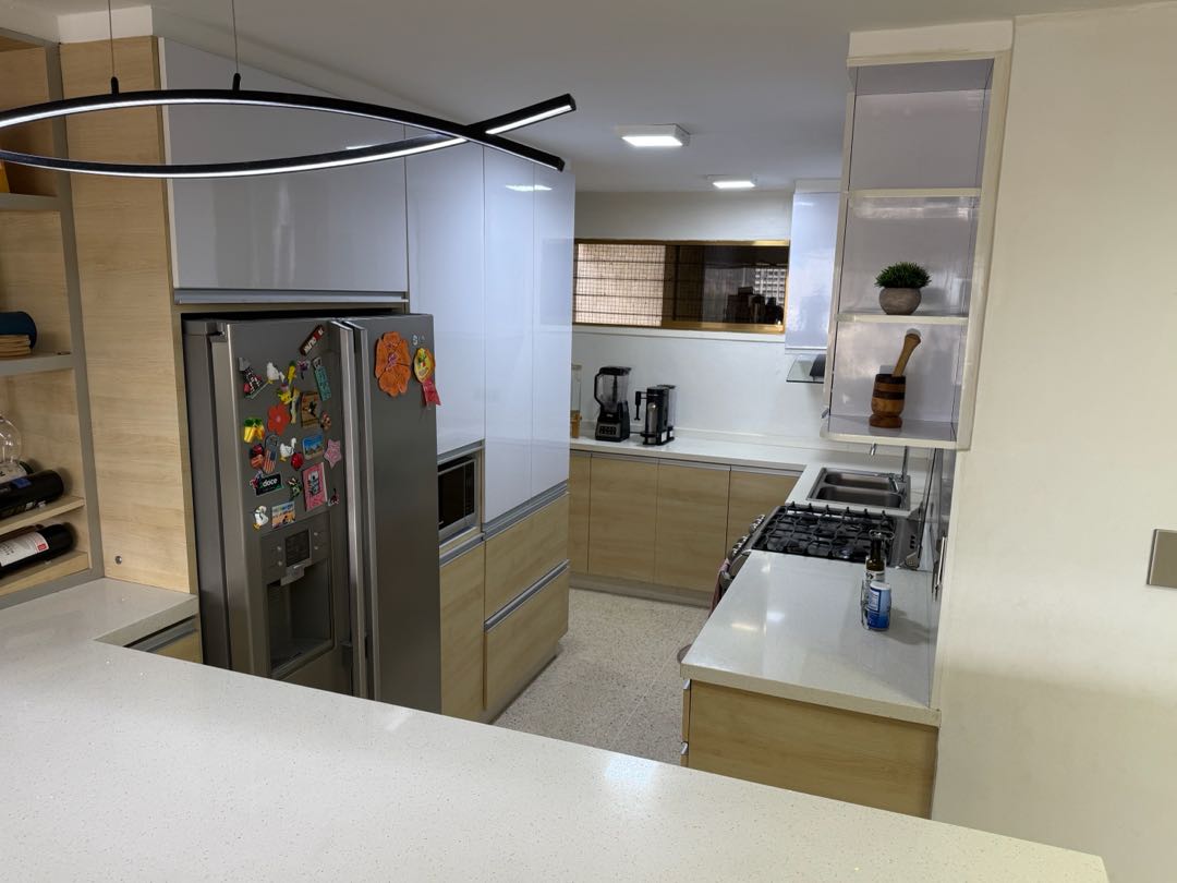 En Venta Apto 142m San Bernardino. Municipio Libertador.Caracas