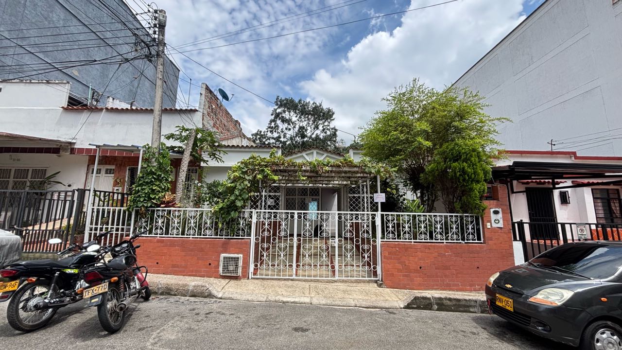 En venta casa vehicular bajos de pan de azucar Bucaramanga