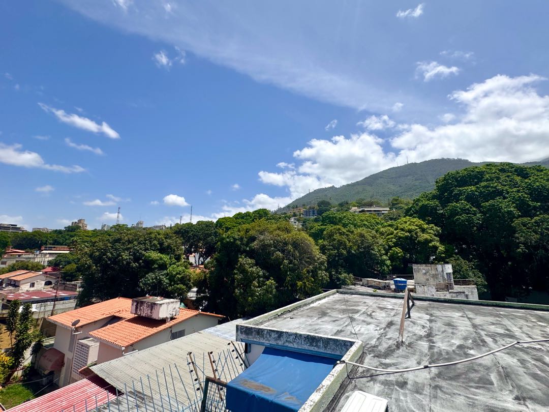 En Venta Casa Comercial San Rafael de La Florida. Caracas Libertador
