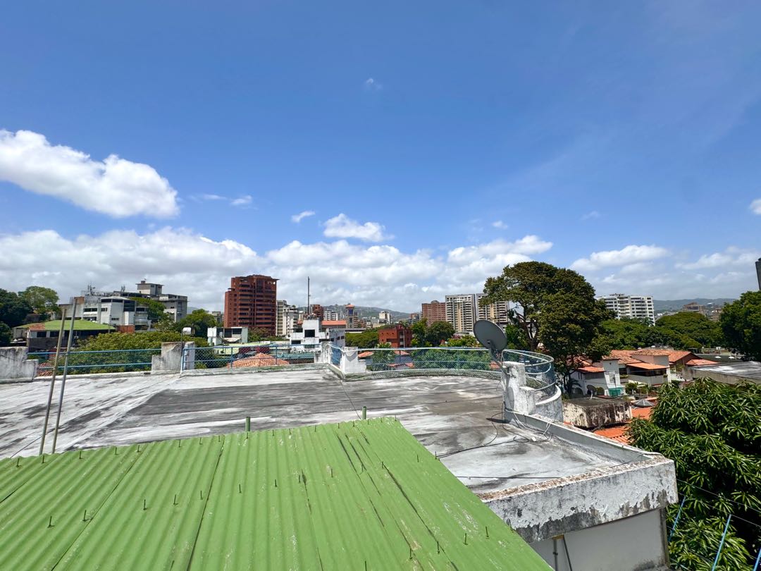 En Venta Casa Comercial San Rafael de La Florida. Caracas Libertador