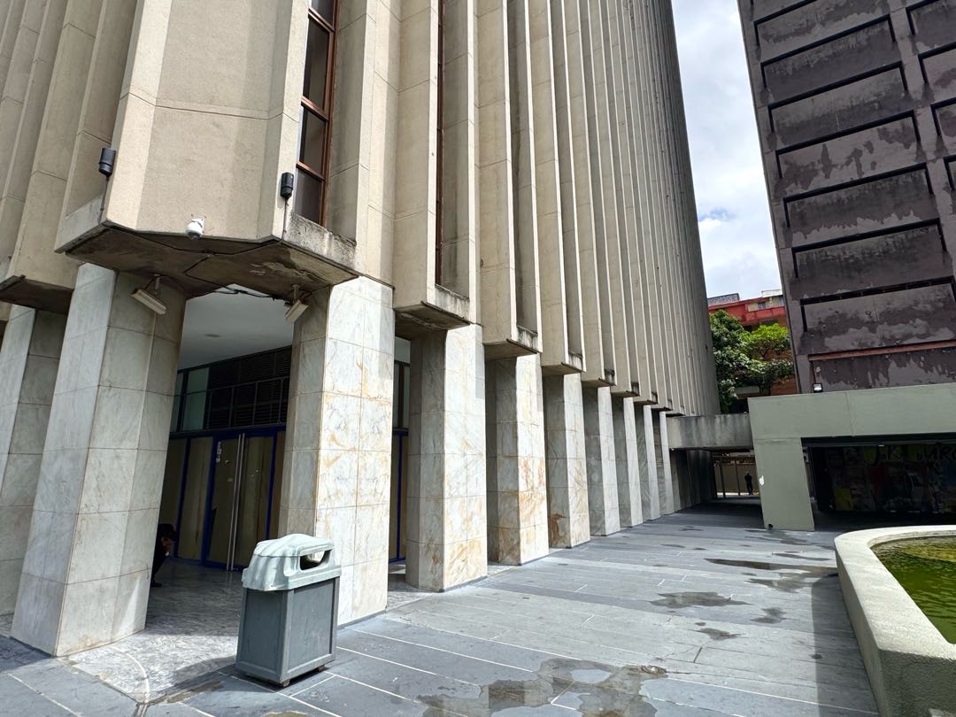 En Venta Local Comercial en Los Palos Grandes. Chacao – Caracas