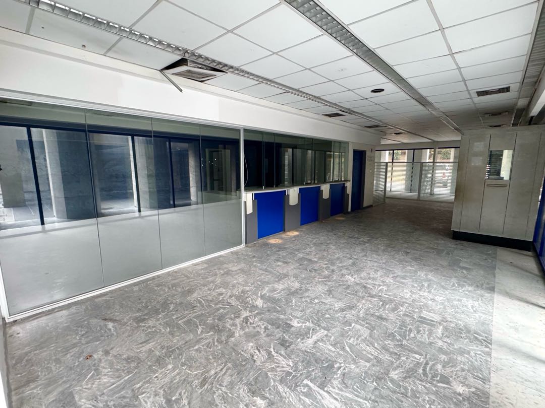 En Venta Local Comercial en Los Palos Grandes. Chacao – Caracas