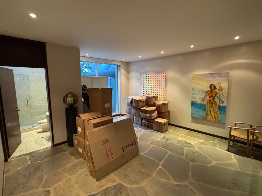 En Venta Lujosa Casa ubicada en Los Chorros. Sucre – Caracas