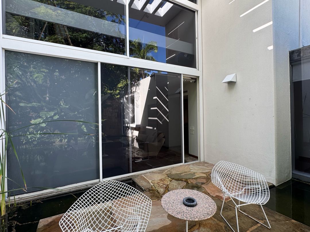 En Venta Lujosa Casa ubicada en Los Chorros. Sucre – Caracas