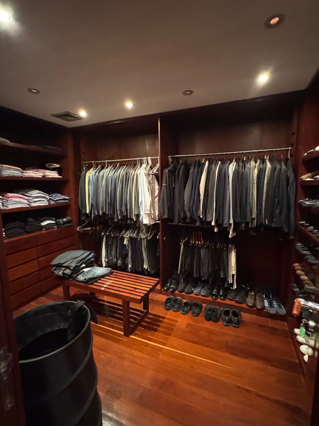 En Venta Lujosa Casa ubicada en Los Chorros. Sucre – Caracas
