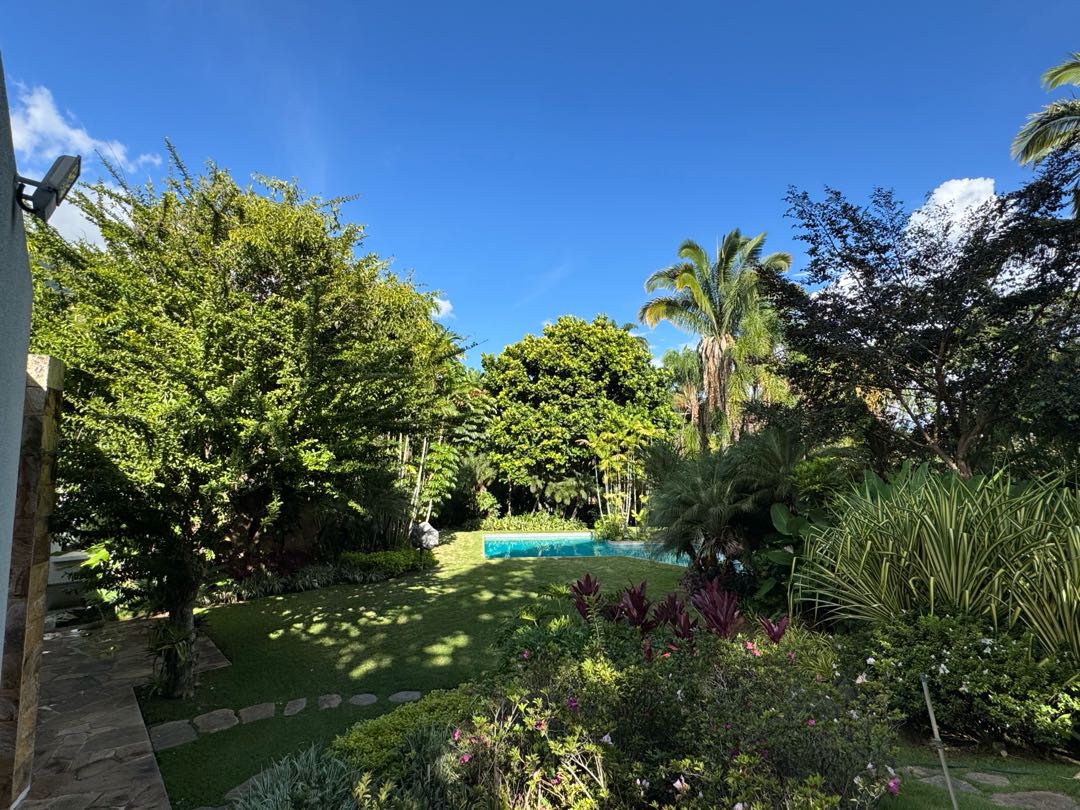 En Venta Lujosa Casa ubicada en Los Chorros. Sucre – Caracas