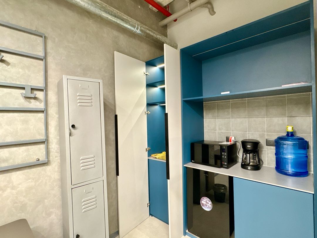 En Venta Oficina Doble Remodelada Torre Madrid Las Mercedes Caracas