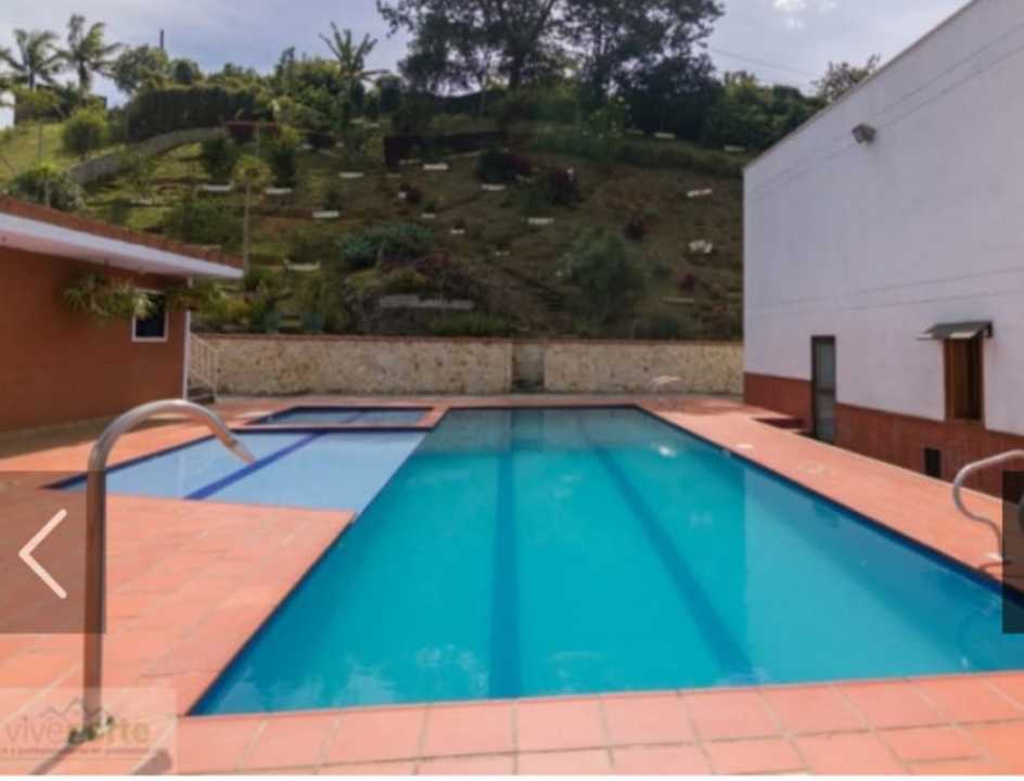 Finca en copacabana sector paraíso
