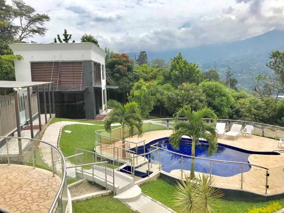 Finca en girardota vereda portachuelo