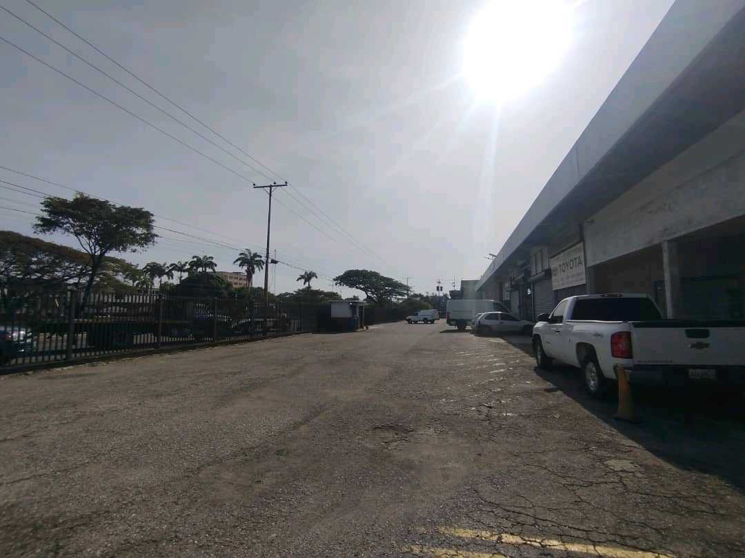 Galpón en Alquiler ubicado en la Quizanda Valencia HS-9778162 - Foto 4