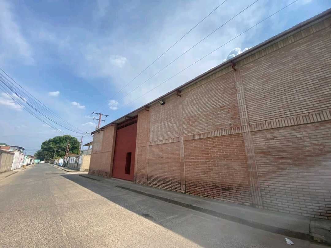 Galpon Comercial en Venta Tinaquillo Edo. Cojedes TU-8614104 - Foto 2