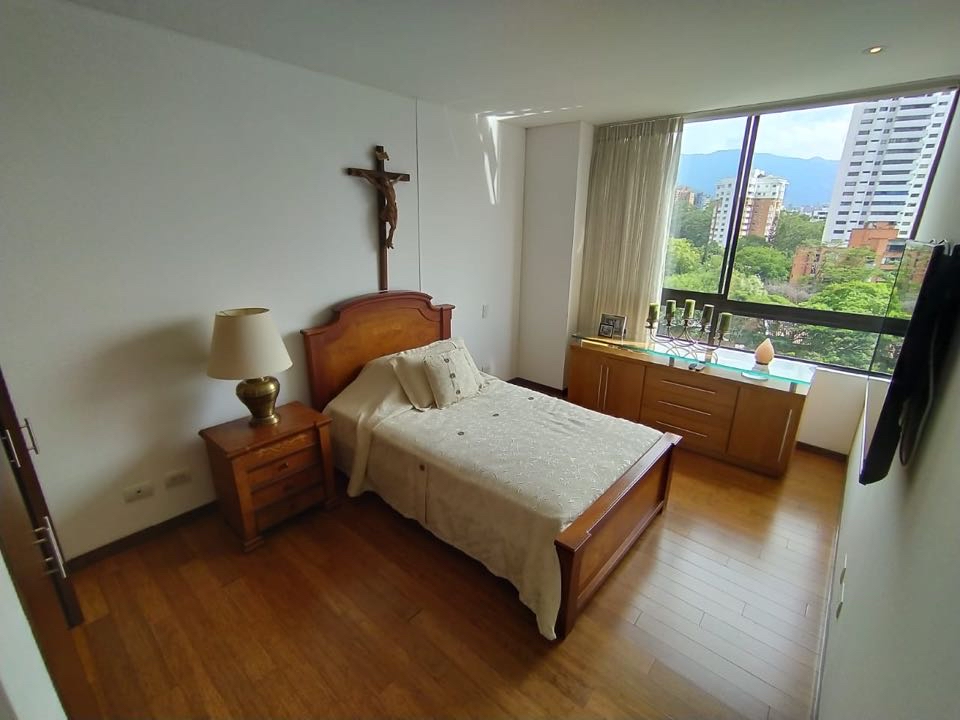 Miniatura 10