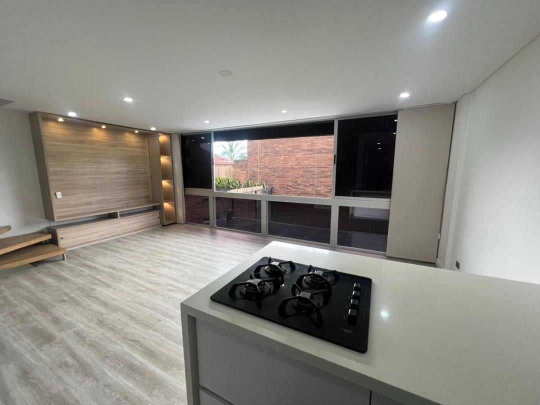 Proyecto internacional - Skyline Residences