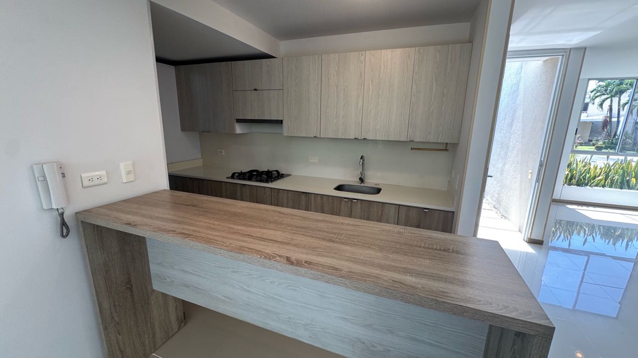 HERMOSA CASA EN VENTA EN ALFAGUARA Jamundí 177m2 lote214m2