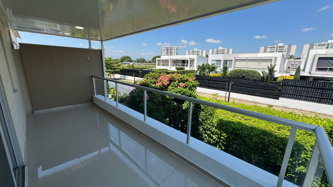 HERMOSA CASA EN VENTA EN ALFAGUARA Jamundí 177m2 lote214m2