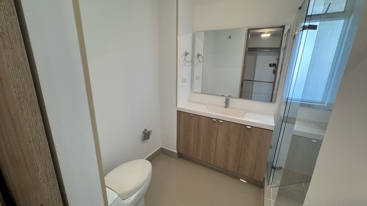 HERMOSA CASA EN VENTA EN ALFAGUARA Jamundí 177m2 lote214m2