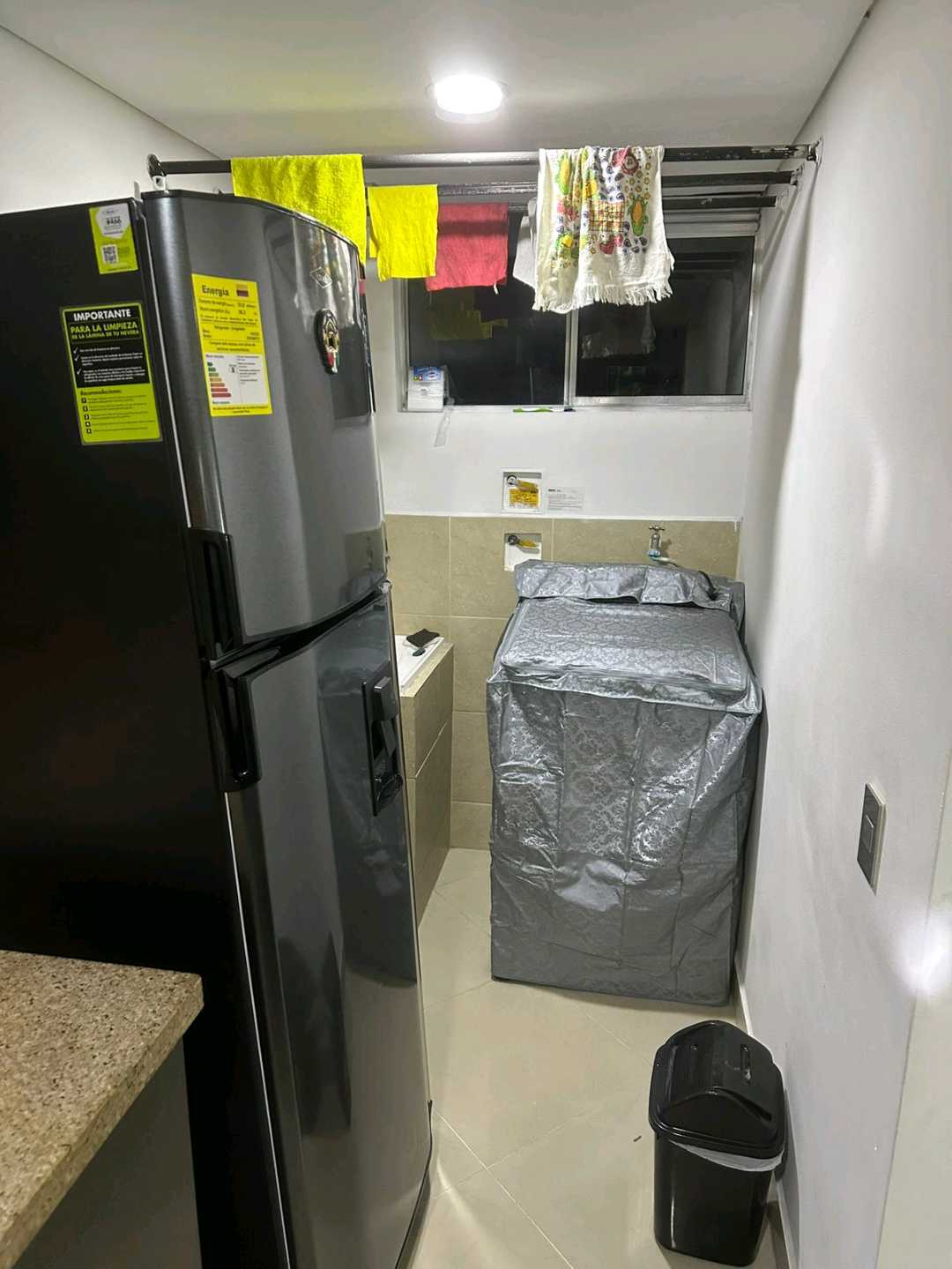 Hermoso Apartamento Amoblado, Los Colores, Medellín