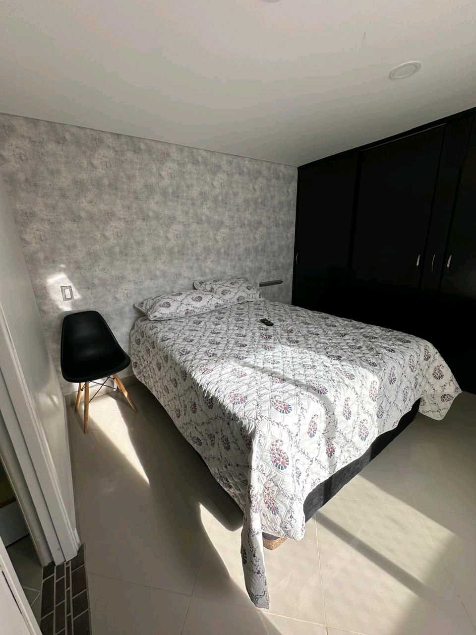 Hermoso Apartamento Amoblado, Los Colores, Medellín