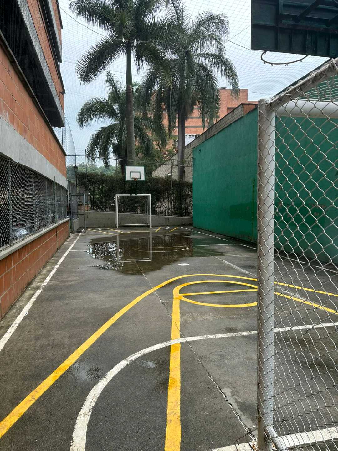 Hermoso Apartamento Amoblado, Los Colores, Medellín