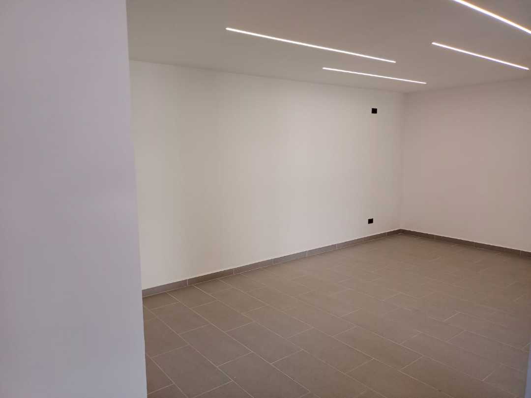 Local comercial Laureles excelente punto