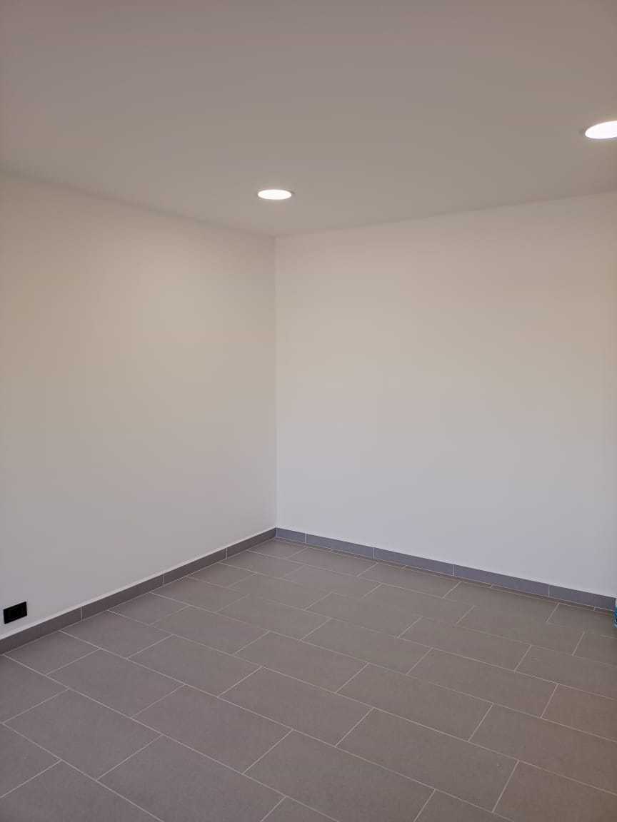 Local comercial Laureles excelente punto