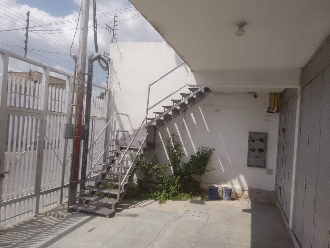 LOCAL COMERCIAL EN ALQUILER UBICADA EN SECTOR SANTA ROSA   MA-9589652 - Foto 3