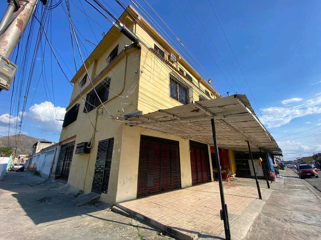 Local comercial en alquiler Av principal Naguanagua HV-9750328 - Foto 1