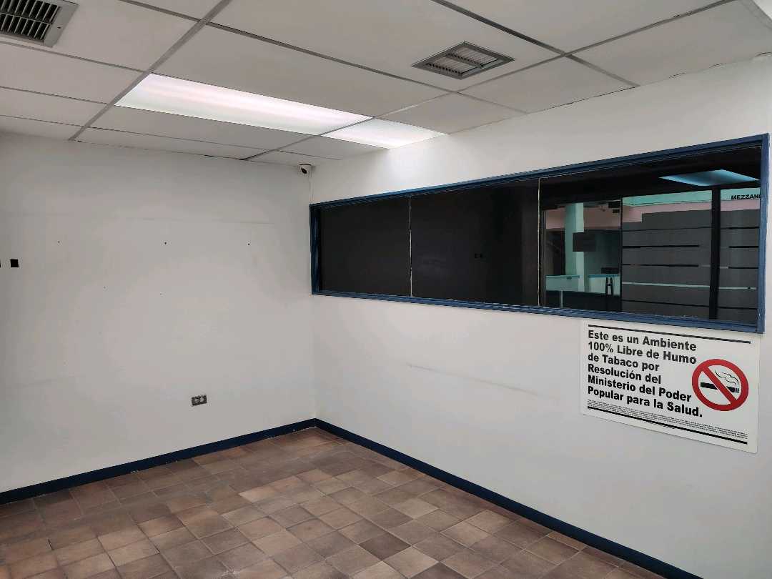 Oficina comercial en venta en el cc paseo las industrias lv-9615126 - Foto 4