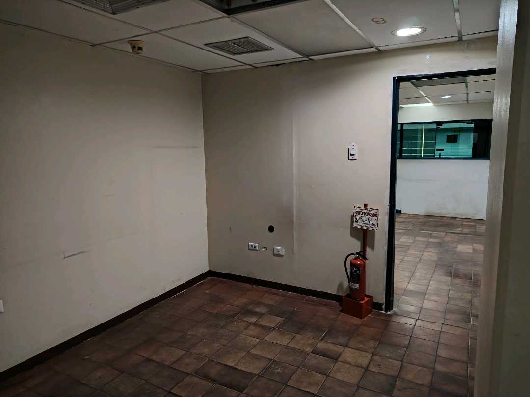Oficina comercial en venta en el cc paseo las industrias lv-9615126 - Foto 10