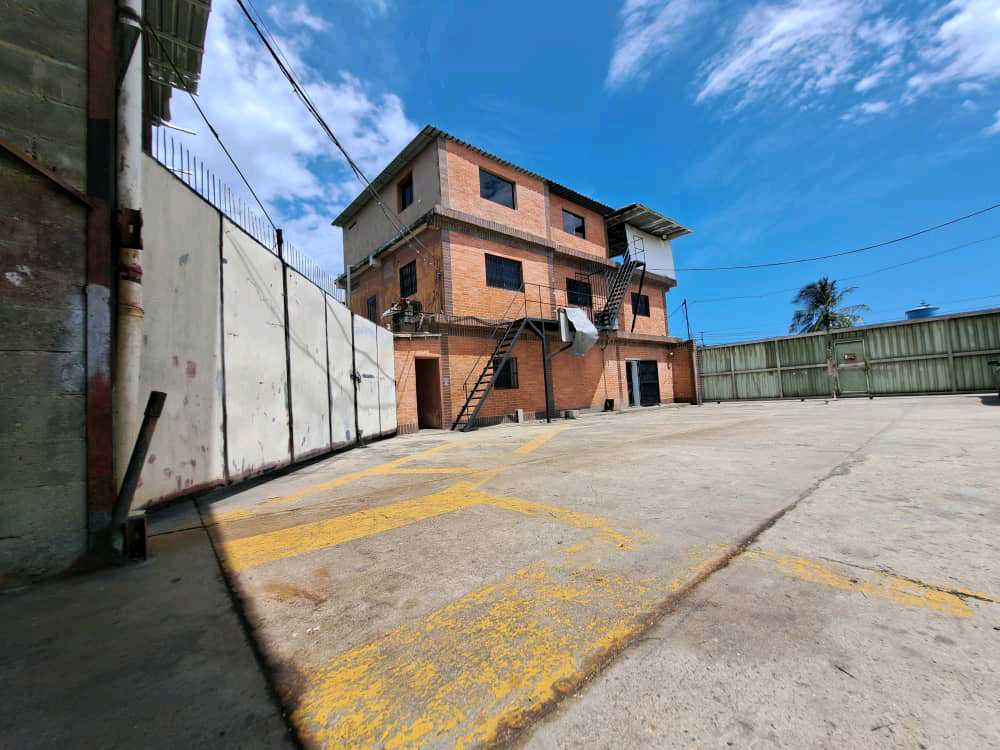 Local comercial en venta en Moron ADS-9345850 - Foto 1