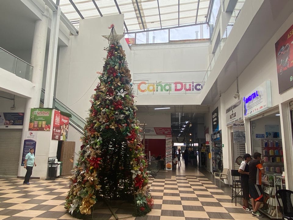 LOCAL COMERCIAL EN VENTA  JAMUNDI C.C. CAÑA DULCE